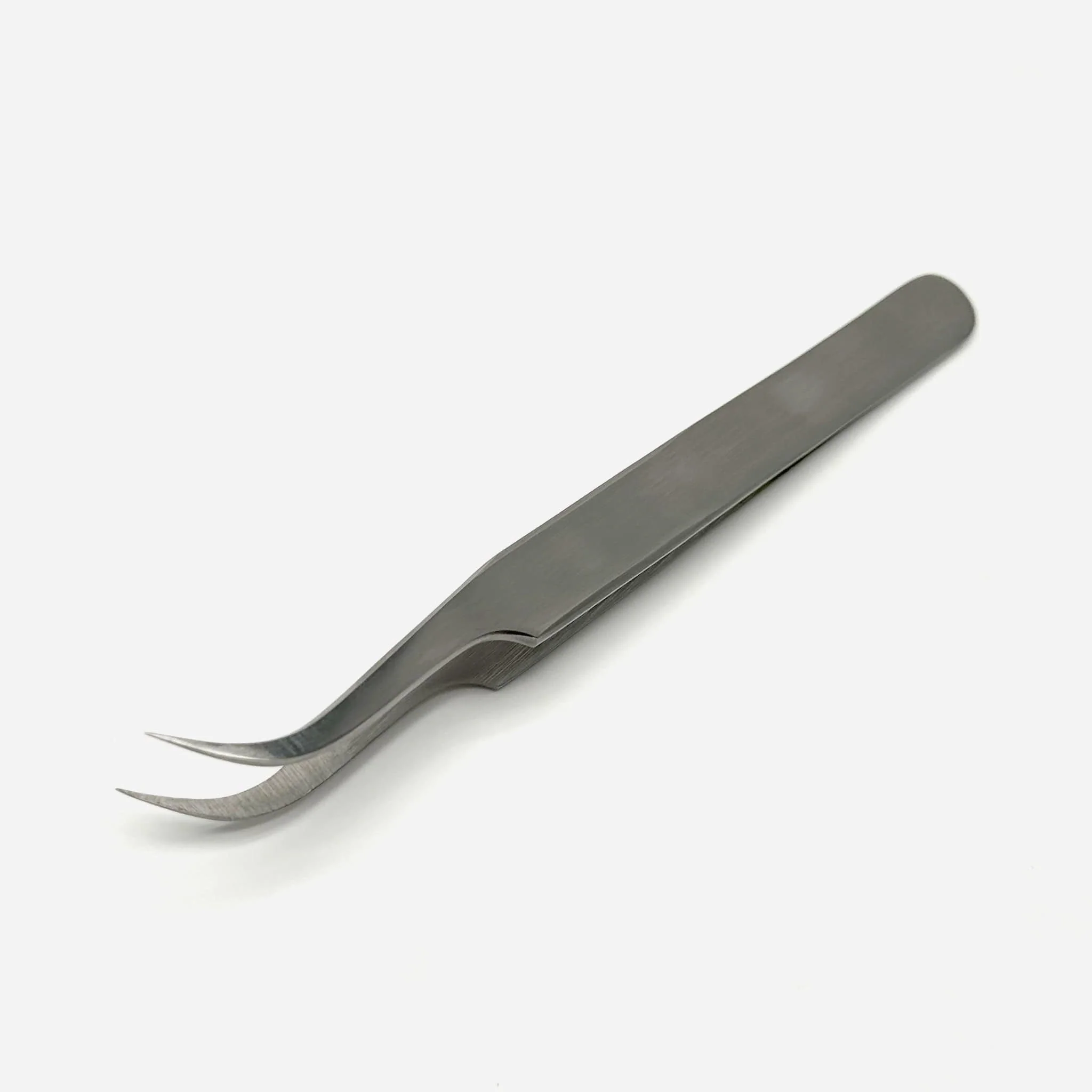 Cuved Tip Tweezer - Image 2