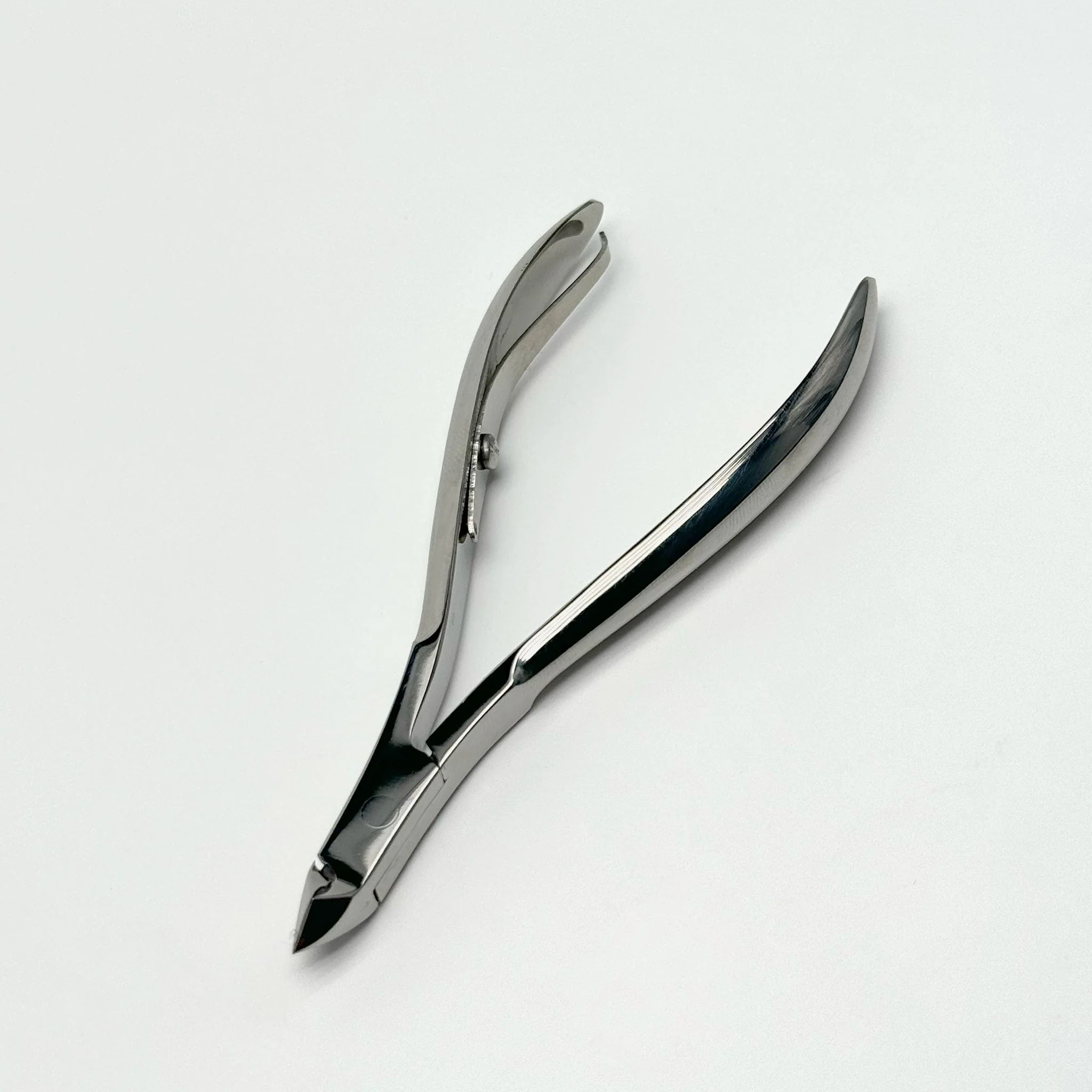Professional Cuticle Nipper 1/2 Jaw - Image 2